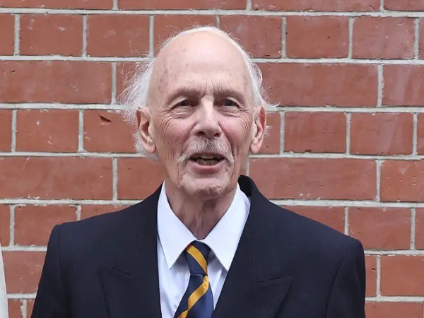 Paul Nicholas