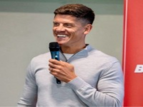 alex revell